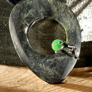 Darkly Sparkling (Green/Black 3)